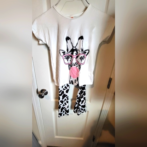 Girls Tee and Pants - Picture 1 of 4